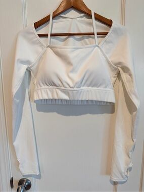 HALARA White Ribbed Long Sleeve Cropped Top